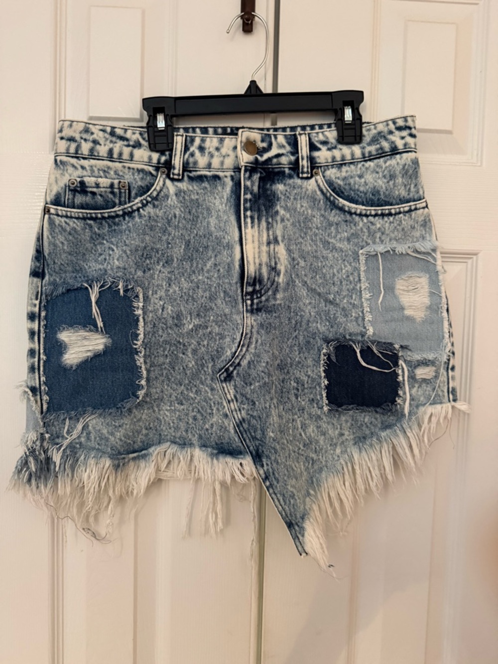 RetroFête Light Wash Denim Skirt with Logo Patch